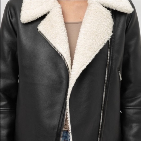 Black Shearling Zip up Leather Moto Jacket - Picture 2 of 6